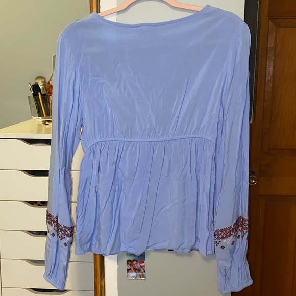 Aeropostale long sleeve - Picture 2 of 6